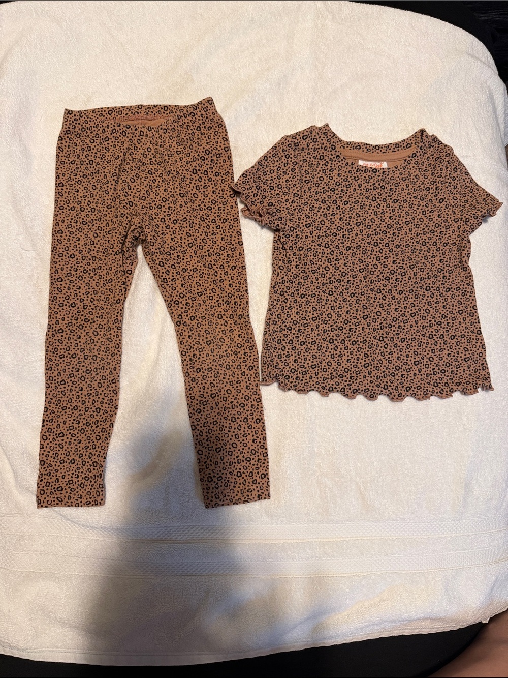 Cat & Jack Brown Leopard Print Girls Matching Top and Leggings Set
